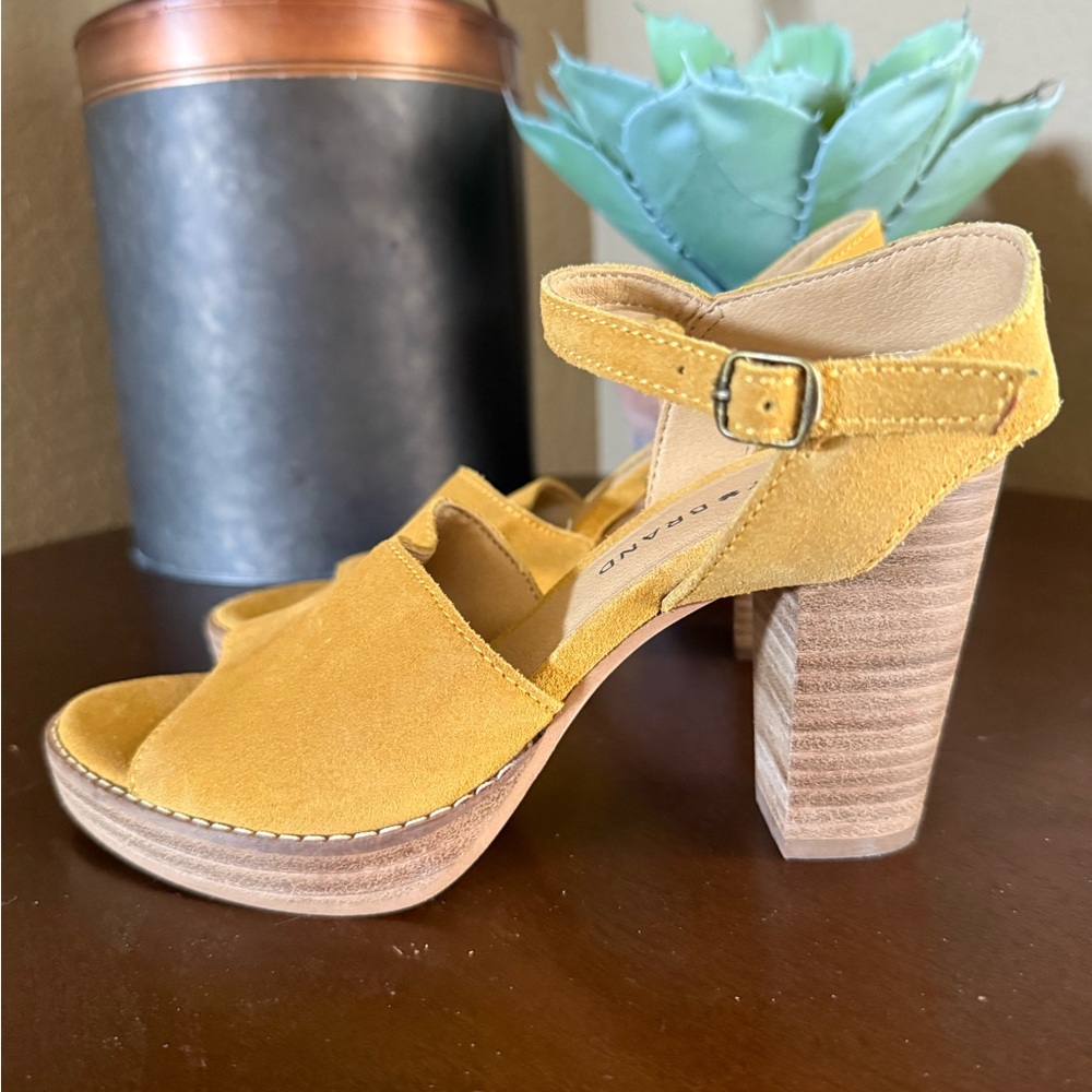 Lucky Brand Yellow Suede Block Heel Sandals